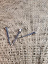 Kute gwoździe do wieszaków na klucze itp 10 sztuk mniejsze 45 mm surowe