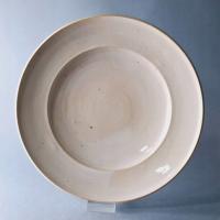 PIĘKNA DUŻA SUROWA GLINIANA RĘCZNIE WYKONANA PATERA TALERZ 34 cm