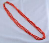 #WYPRZEDAŻ# POTRÓJNY NASZYJNIK Z KORALA ZE ZŁOTYM ZAPIĘCIEM