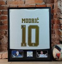 Luka Modric, Real Madryt - koszulka z autografem w ramie od 1zł! (zag)