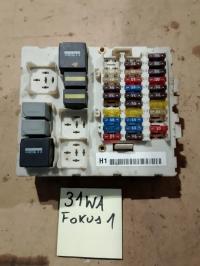 FORD FOCUS MK1 2M5T-14A073-BE SKRZYNKA BEZPIECZNIKÓW