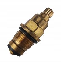 Głowica do baterii z otworem mosiężna 1/2 żeńska