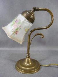 СТАРАЯ НАСТОЛЬНАЯ ЛАМПА