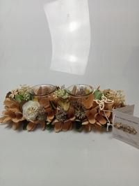 Подсвечник с листьями на две свечи