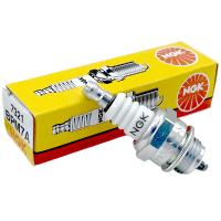 ŚWIECA NGK BPM7A ZAMIENNIK CHAMPION CJ7Y BOSCH WSR6F DO STIHL HUSQVARNA