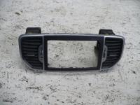 KIA SPORTAGE IV рамка решетки решетки 84740-F14200
