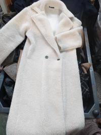 Сортированные женские утепленные пальто 1 сорт оптом по весу