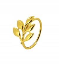 Золотое кольцо для салфеток с золотым узором