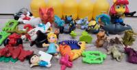 Kinderki figurki zabawki różności mix J11