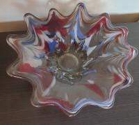 КРАСИВАЯ СТЕКЛЯННАЯ ВИТРИНА