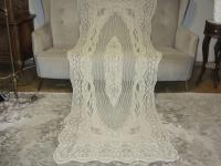 КРАСИВАЯ ДЛИННАЯ СКАТЕРТЬ ИЗ ПЛОТНОГО ХЛОПКА С КРУЖЕВОМ, ВИНТАЖНЫЙ УЗОР БЕЗ 240/100