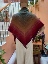 Duża ażurowa ręcznie robiona chusta szydełkowa handmade