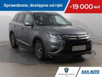 Mitsubishi Outlander 2.0, Salon Polska