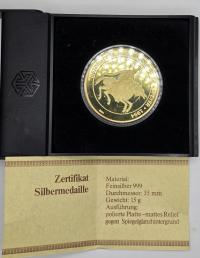 Srebrny medal pamiątkowy. Niemcy, 1994 r. AG 999, 15 g. Od 1 zł.