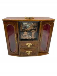 Szkatułka drewniana Chiny z malowidłem magnolii i modliszki