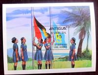Bf332 ANTIGUA BARBUDA skauting Mi bl 56 czysty
