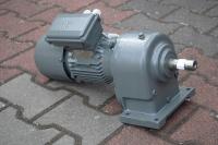 Мотор-редуктор 0.37 kw. 22обр. с тормозом. Компании NORD