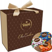 Bombonierka z czekoladkami Malaga, Tiki Taki i Kasztanki brązowa Wawel 500g