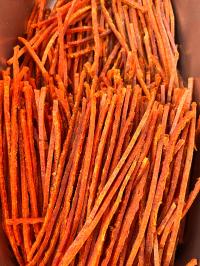 Suszone nitki rybne z łososiem 200g przekąska do piwa