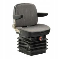 Siedzenie amortyzowane z podłokietnikami MTZ Belarus