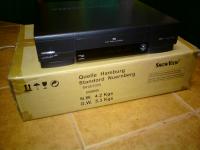 Jak UNIVERSUM QUELLE VR 725 STEREO LP SP video magnetowid VHS + pilot