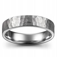 Титановое обручальное кольцо с кованым узором
