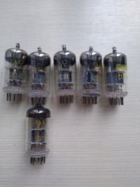 ECC 81 ЛАМПА ЭЛЕКТРОННАЯ RFT НОС D9