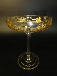 KIELICHOWA PATERA Z BOGATO ZŁOCONYM SZLIFEM MOSER