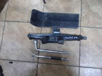 TUCSON I 2.0CRDI 07' LEWAREK KLUCZ PODNOŚNIK