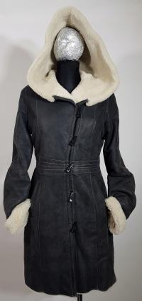 Naturalny kożuch ciepły zgrabny Zakopane polski kaptur owcza skóra XS S