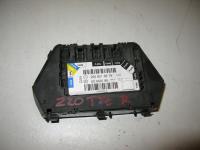 Mercedes S W220 PANEL FOTELA PRAWY 2208216879