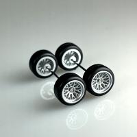 Koła 1:64 srebrne kółka felgi jak BBS, gumowe opony. Do hot wheels