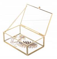 Szklana szkatułka pudełko na biżuterię złote 25x16