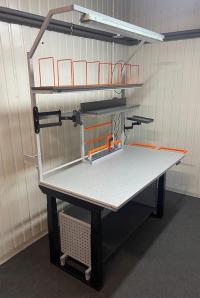 Stół do pakowania elektryczna regulacja wysokości w zakresie 70-115 cm HIT