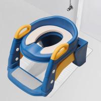 Deska sedesowa dla dzieci ze schodkiem i bezpiecznymi funkcjami treningowymi