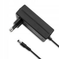 Qoltec Zasilacz wtyczkowy 20W 5V 4A 5.5*2.5