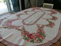 LNIANY ZJAWISKOWY OBRUS WIKTORIAŃSKIE RÓŻE PIWONIE MALWY ELIPSA 142 x 207