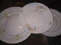 stare talerze trzy sztuki