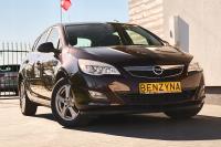 Opel Astra IV J 1.4 benzyna klimatyzacja Alufelgi zarejestrowany w Polsce