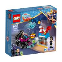 Klocki LEGO DC Super Hero Girls Lashina i jej pojazd 41233