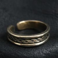 Скандинавское кольцо средневековья-бронза