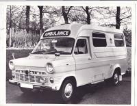 FORD AMBULANCE - ZDJĘCIE